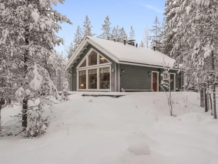 Holiday Home Luoston karpalo