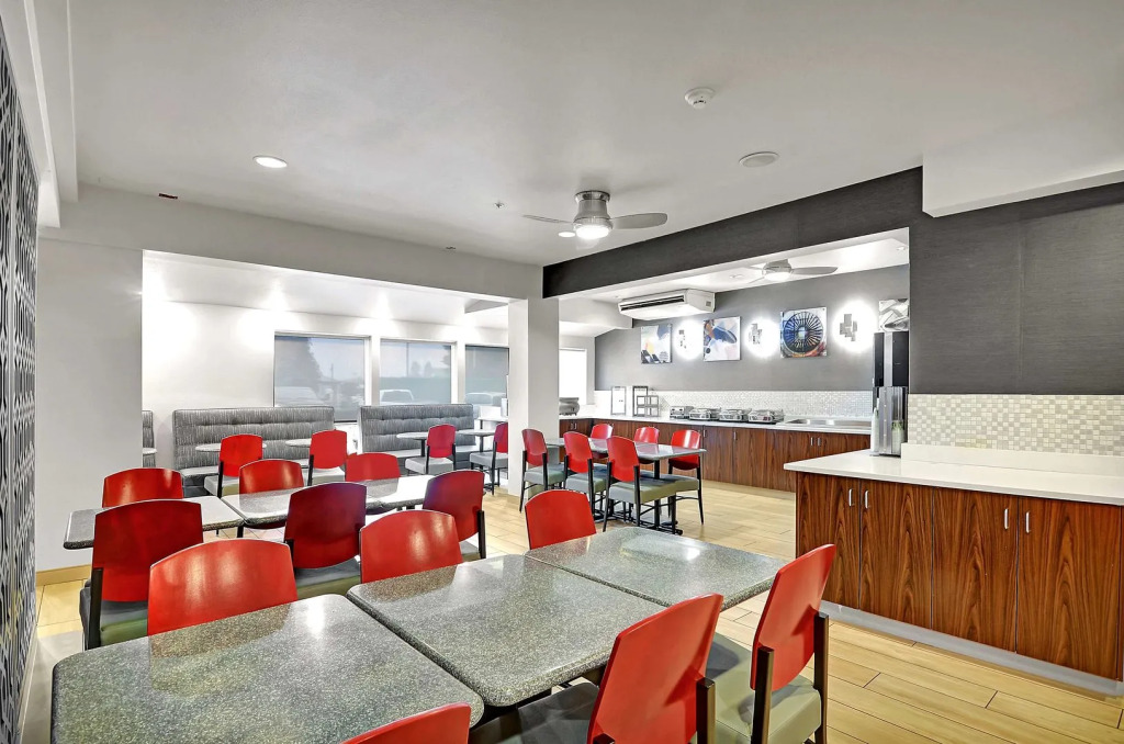 Executive Residency by Best Western Navigator Inn & Suites