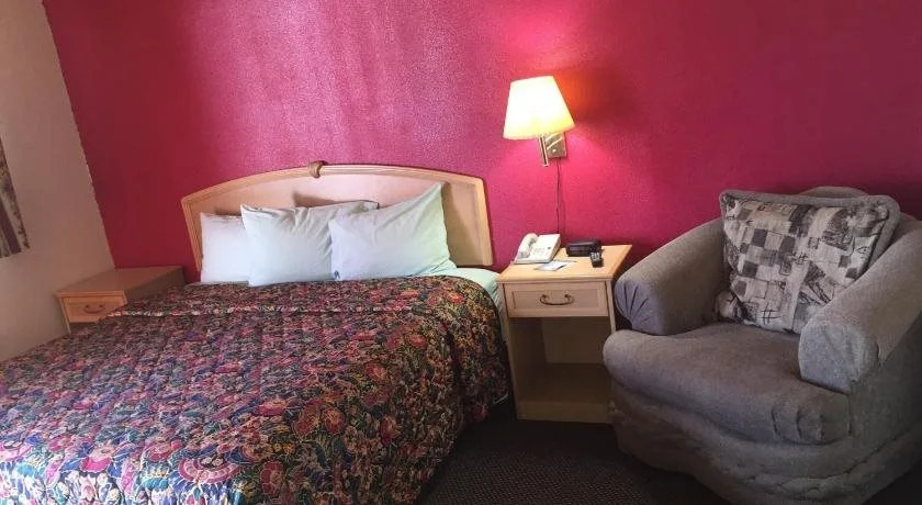 Avalon Motel