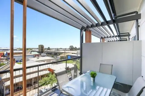 Magnificent Apartment + FREE car park near CBD