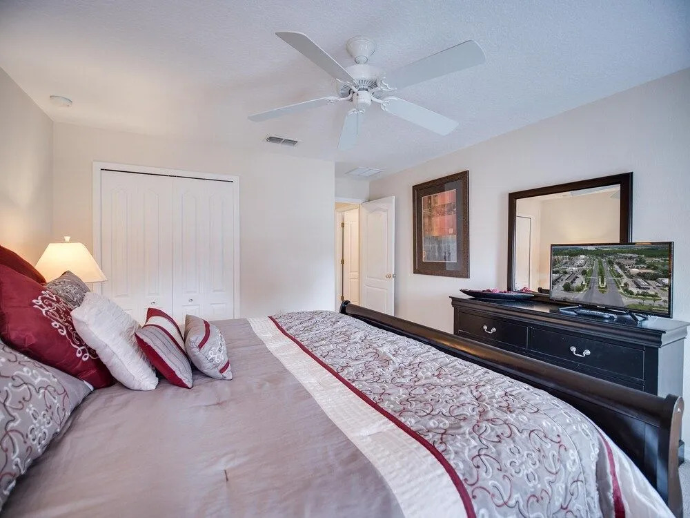 Earlmont Ridge 4 Bedrooms