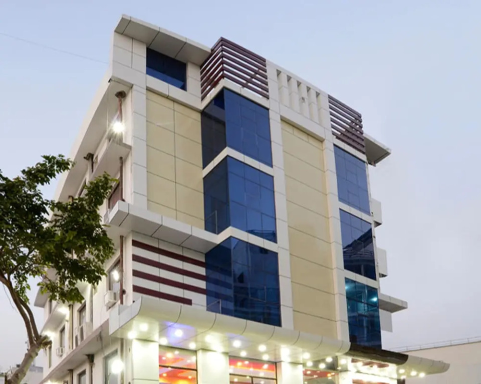Hotel Taj Galaxy
