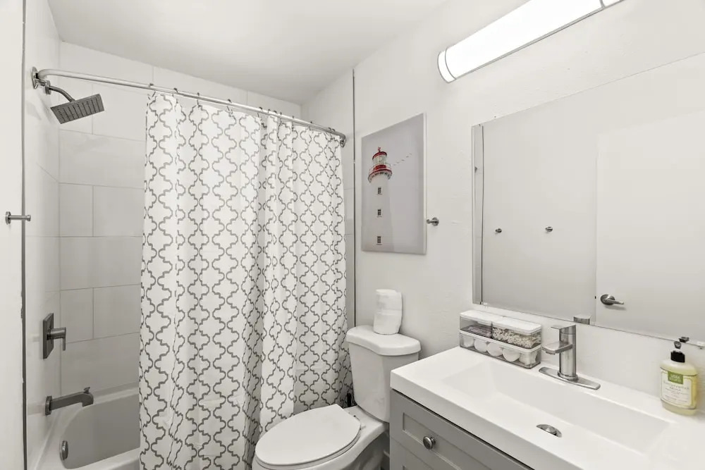 Lovely 1-bedroom condo in Biltmore