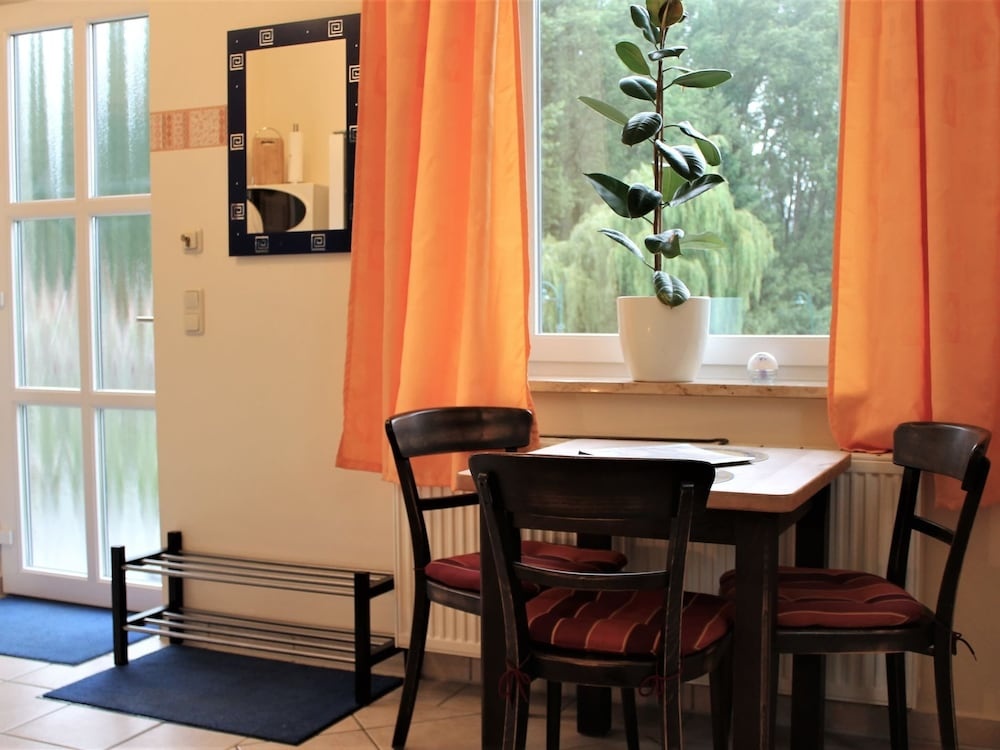Geraumige Ferienwohnung in Boltenhagen mit Garten
