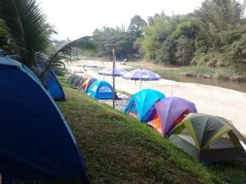 Baan Ruen Rim Nam