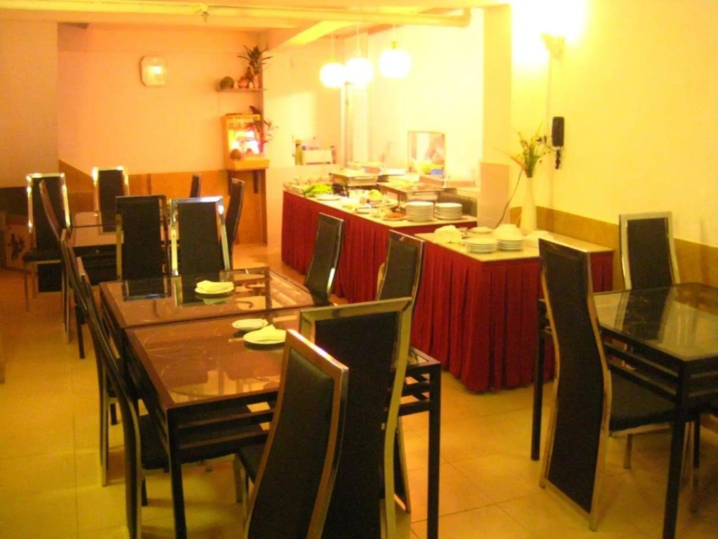 A25 Hotel - 14 Phó Đức Chính