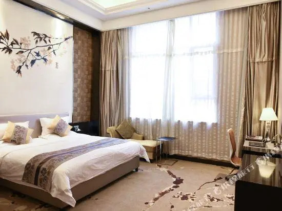Junhao Bozun Hotel