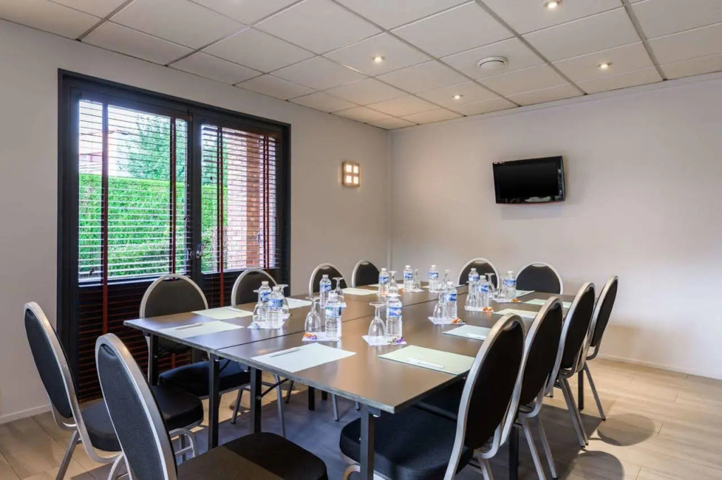 Comfort Hotel Evreux