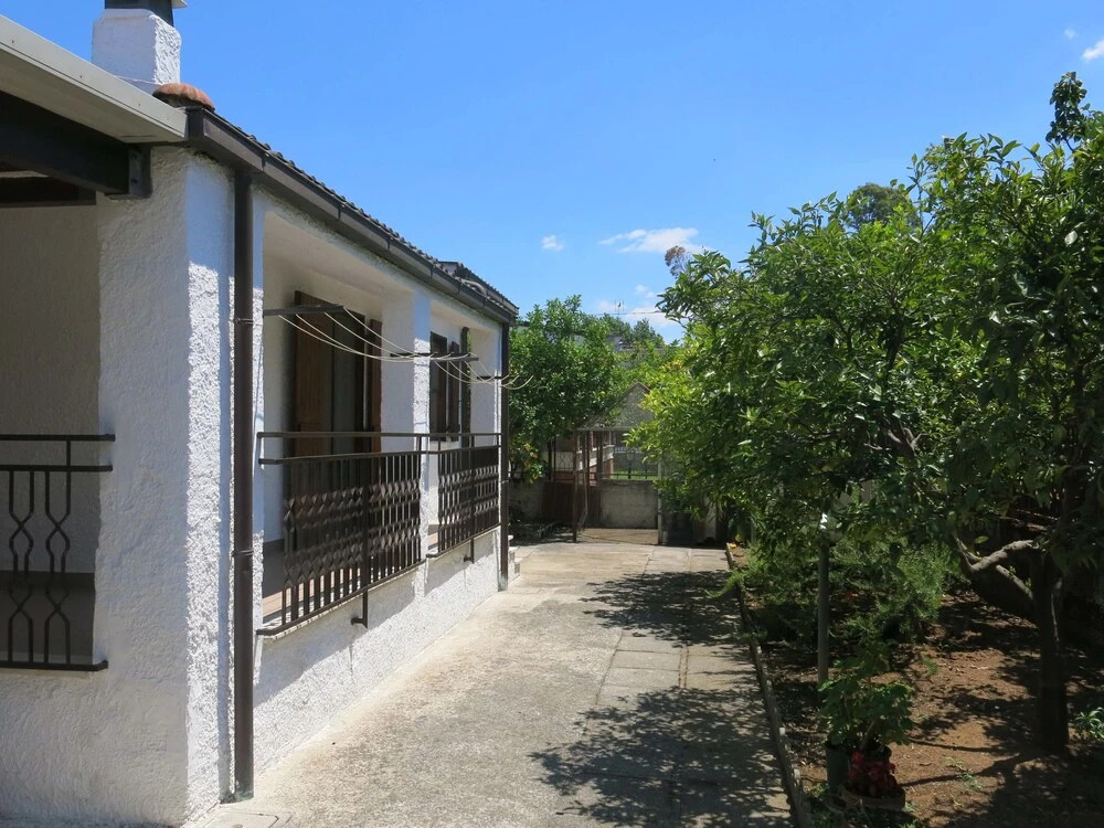 Merly-Villa 250mt dal mare