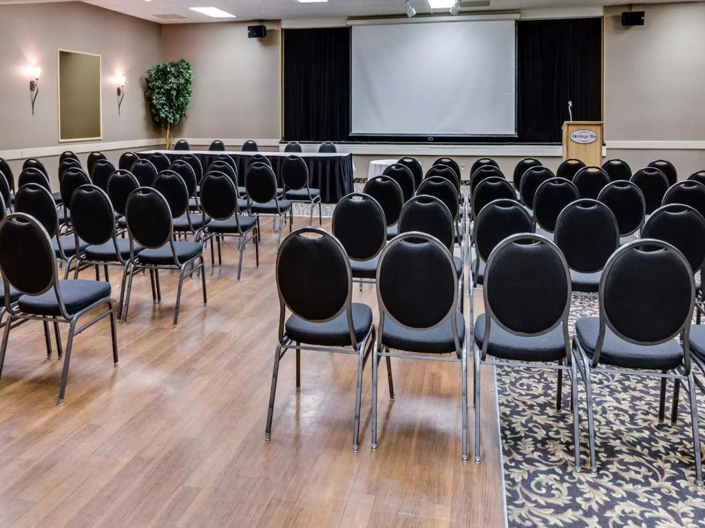 Heritage Inn Hotel & Convention Centre - Cranbrook