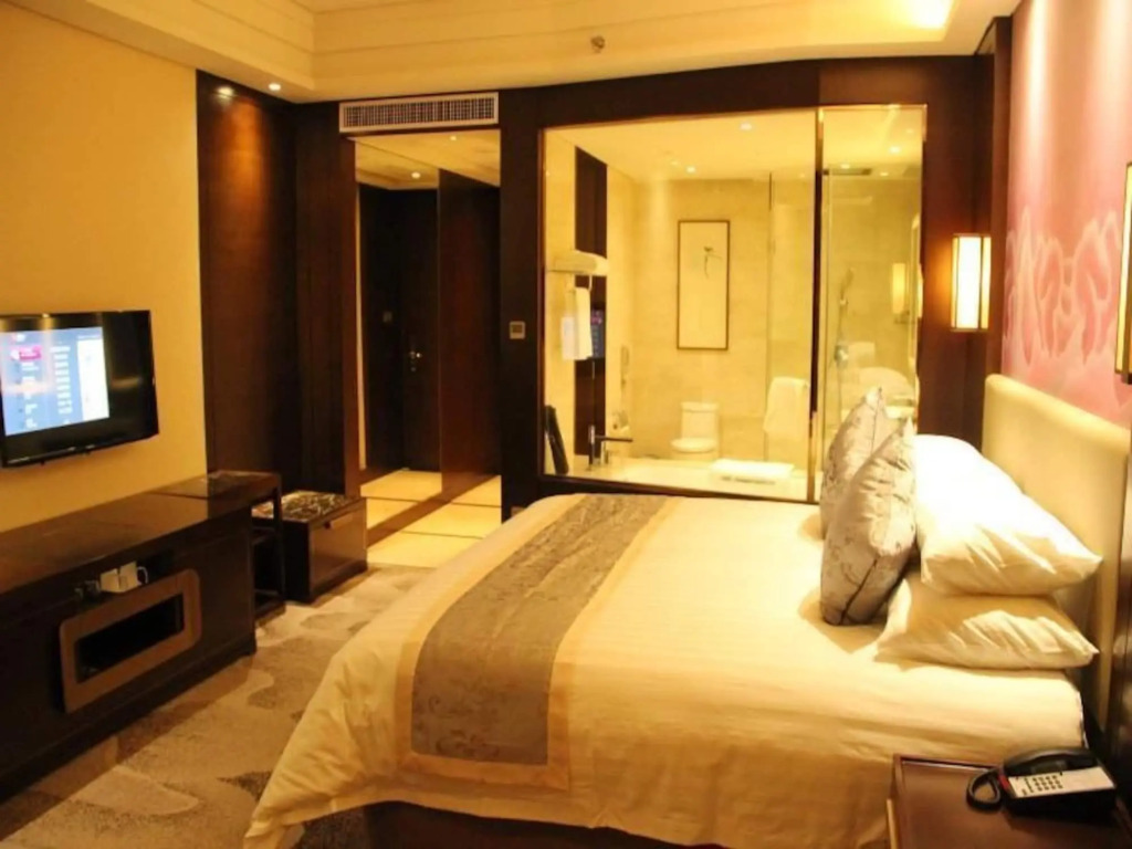 Grand New Century Hotel Fuyang