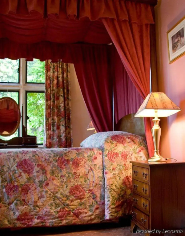 Stanton Manor Hotel