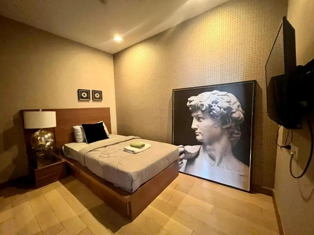 Astra 2 Bedroom B1102 Condo By Ping