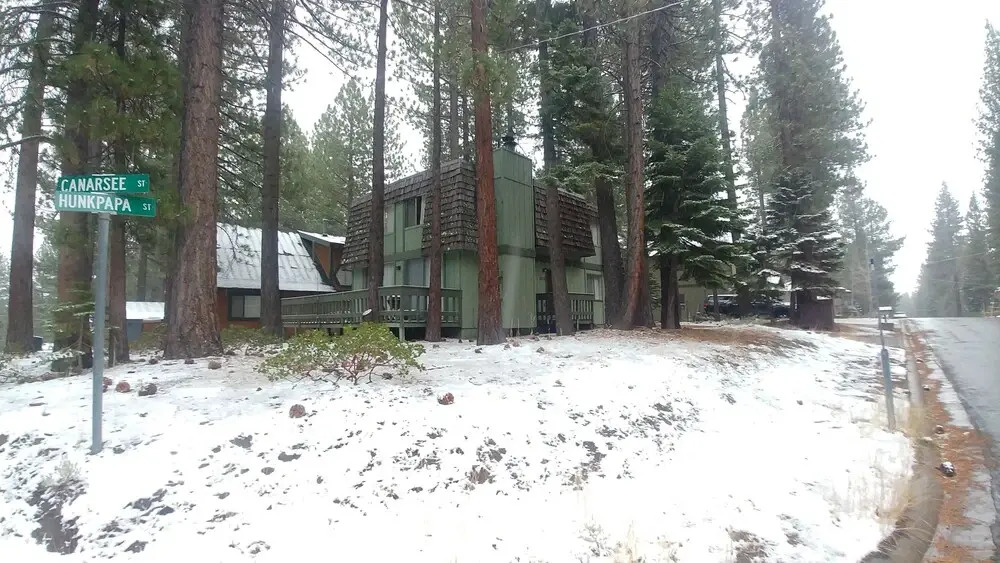 1823 Hunkpapa Cabin Fireplace Pool Table Lg 4Ktv