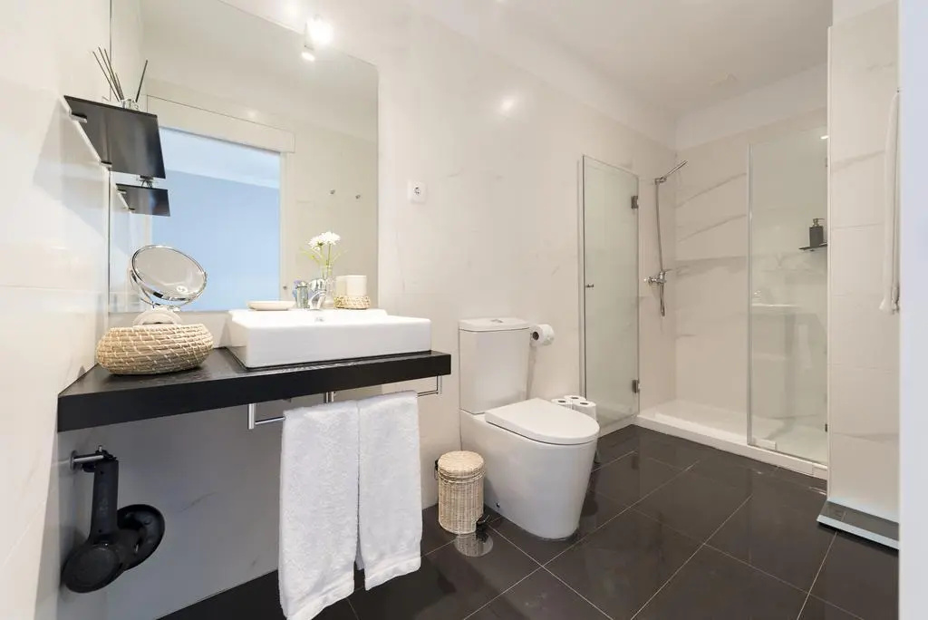 Le Petit Chateau Apartments Porto