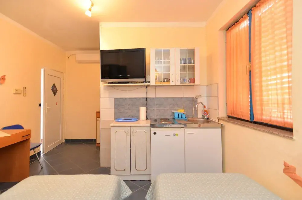 Apartment 1684