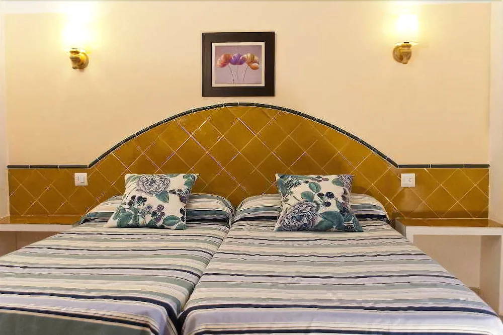 Apartamentos Sol Ponent