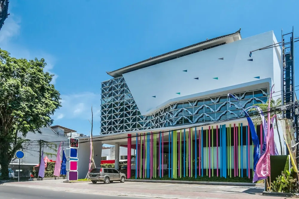 ZEN Premium Kuta Raya