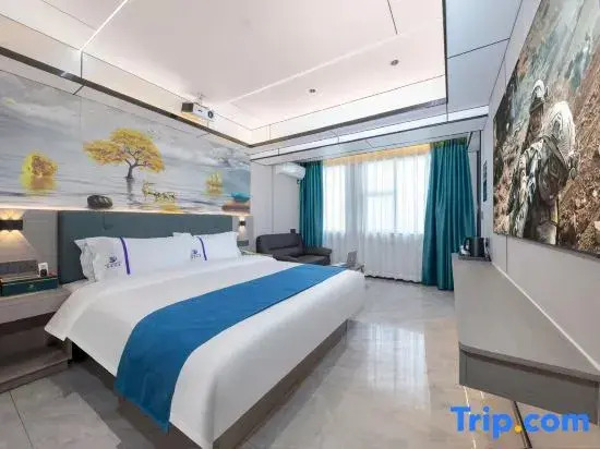 Jiangmen Jiacheng Hotel (Xinghui Shopping Plaza Daxin Road Pedestrian Street)