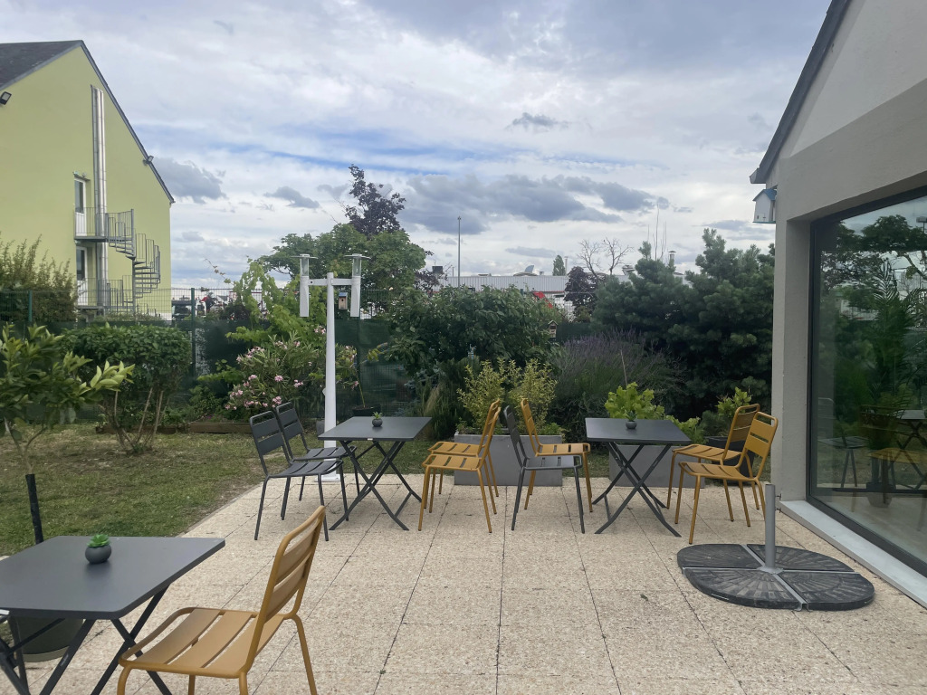 Campanile Chambray Les Tours