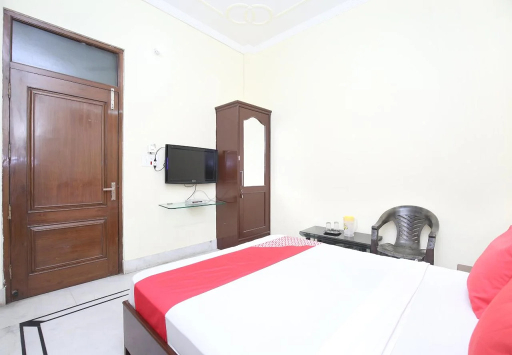 Hotel Dhingra Residency