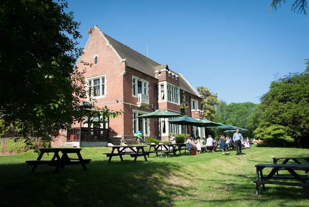 Highley Manor