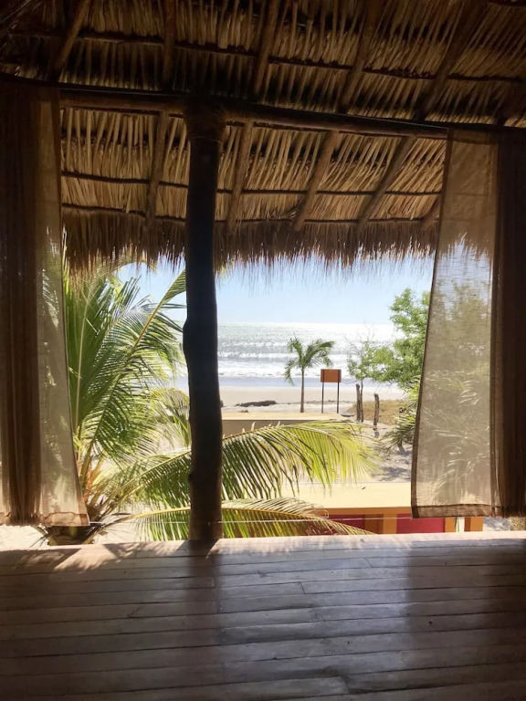 Buena Onda Beach Resort