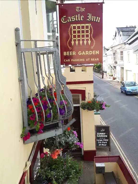 The Castle Inn