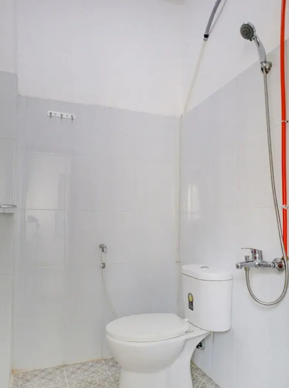Wisma Yani Syariah by OYO Rooms
