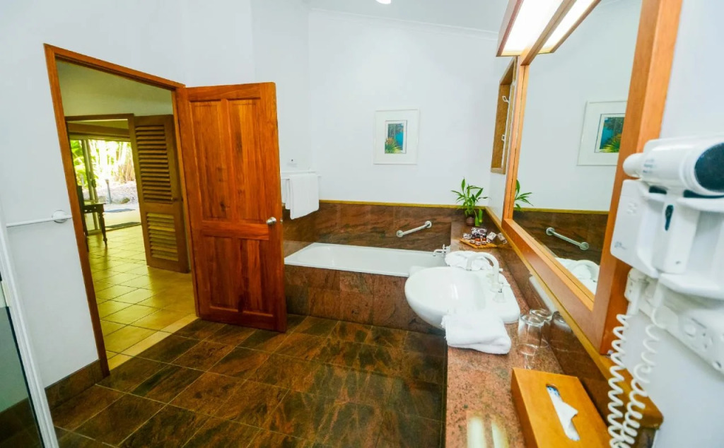 Kewarra Beach Resort & Spa