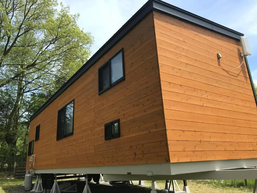 DogrunCafe & Resorts JENNIE West-Karuizawa