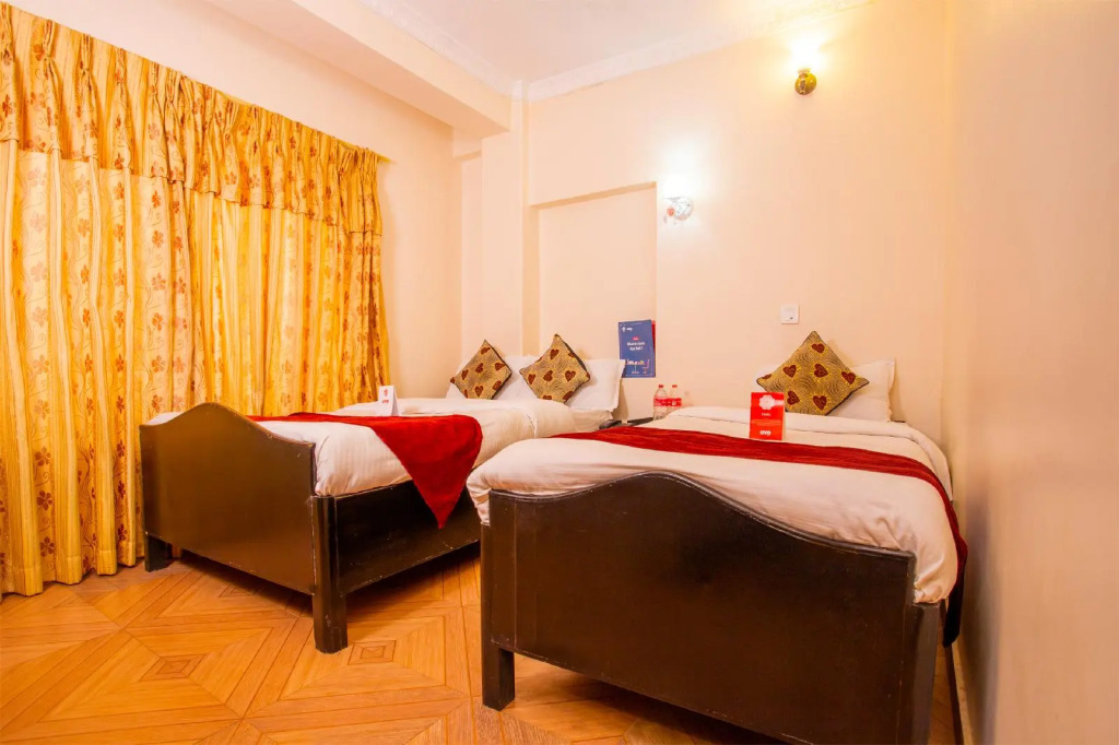 OYO 143 Hotel Stay Well