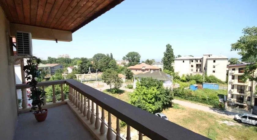 Hotel Dynes
