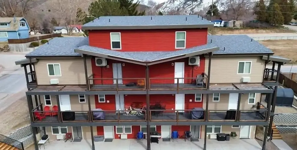 Winzig Lodge