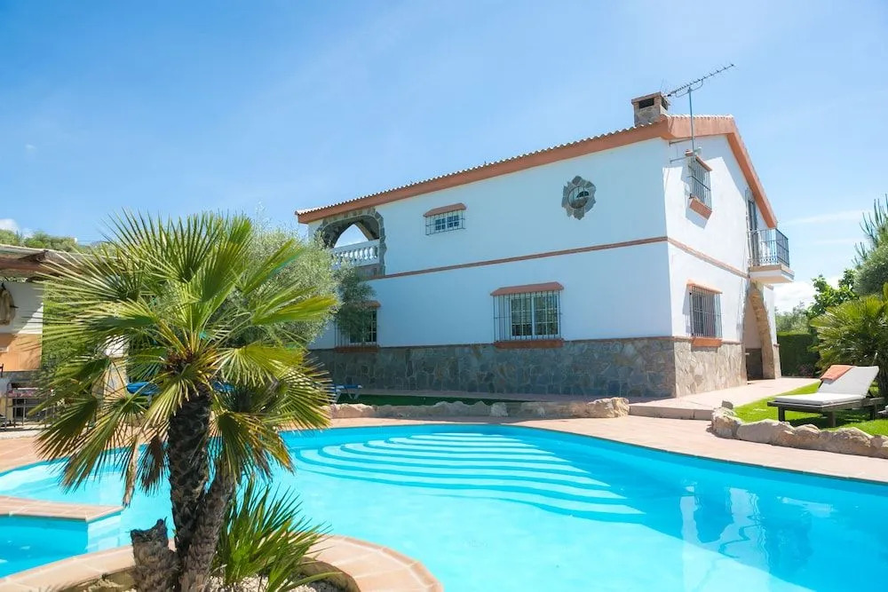 Casa Lo Pinto Private Pool Villa South of El Torcal -UNESCO