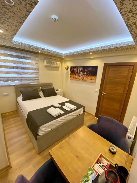 ÜSKÜDAR OTEL