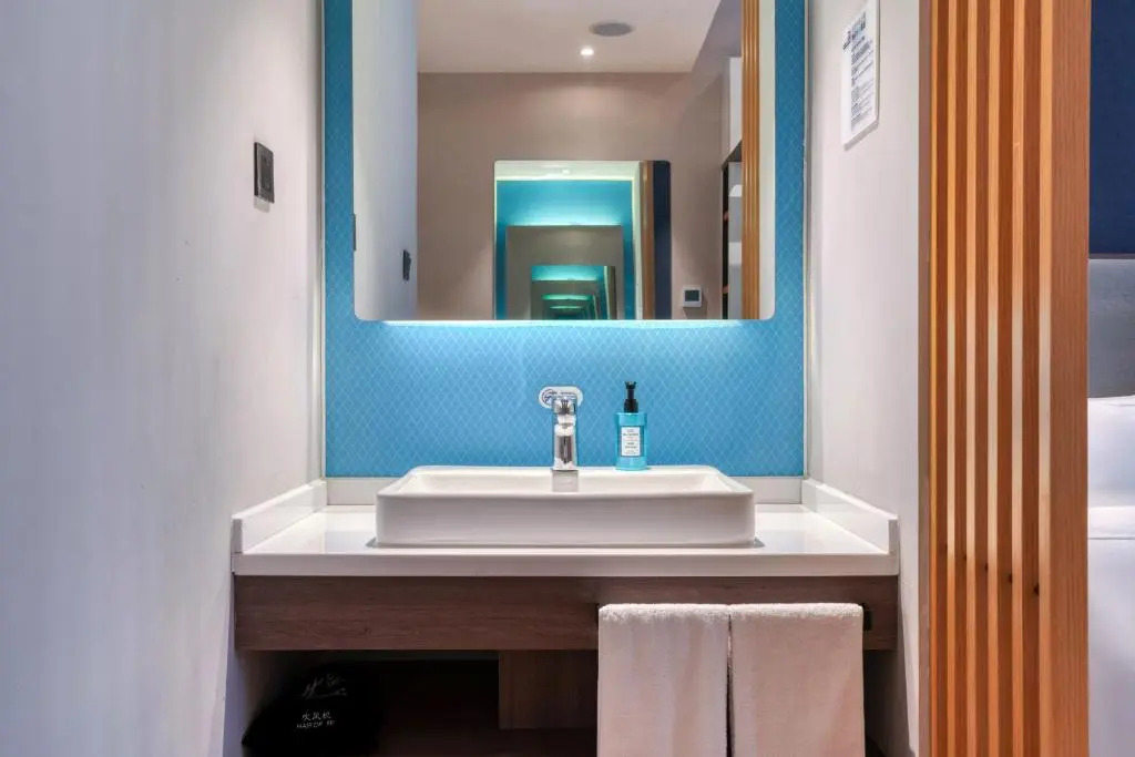 Holiday Inn Express Hangzhou Binjiang Aoti by IHG