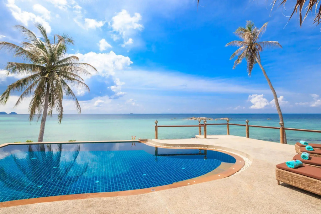 Beyond The Blue Horizon Boutique Bungalows