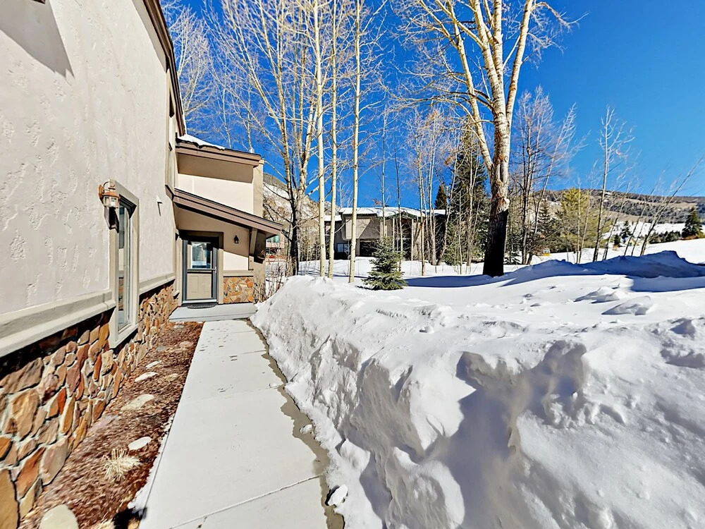 4682 Meadow Dr Townhouse Unit 14 3 Bedrooms 3 Bathrooms Townhouse