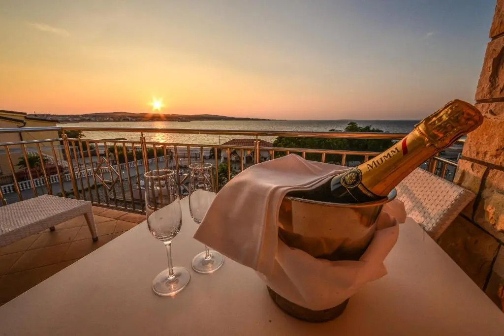 Sunset Deluxe Villa