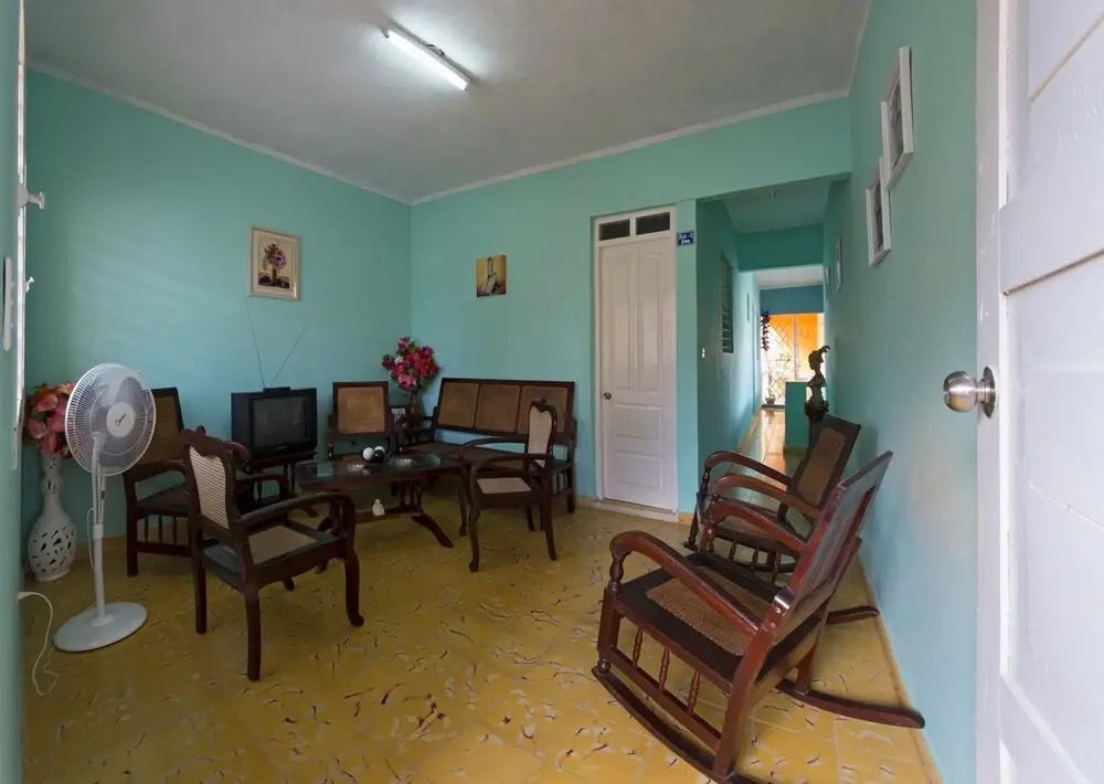 BlueRoom Cari y Famlia