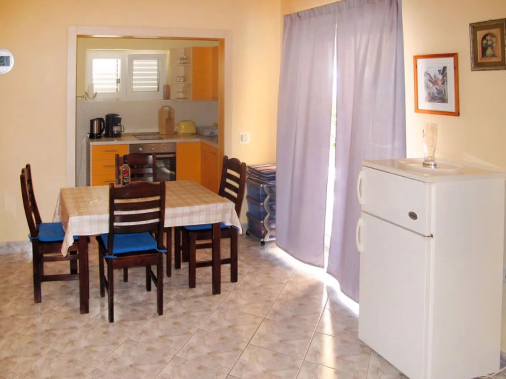 Apartment Giljo Ammoudi 15001