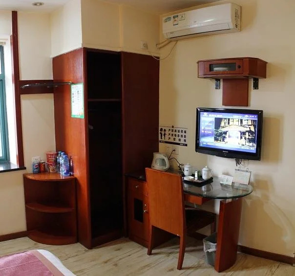 Jiaxinyi Hotel (Chongqing Shipingqiao)