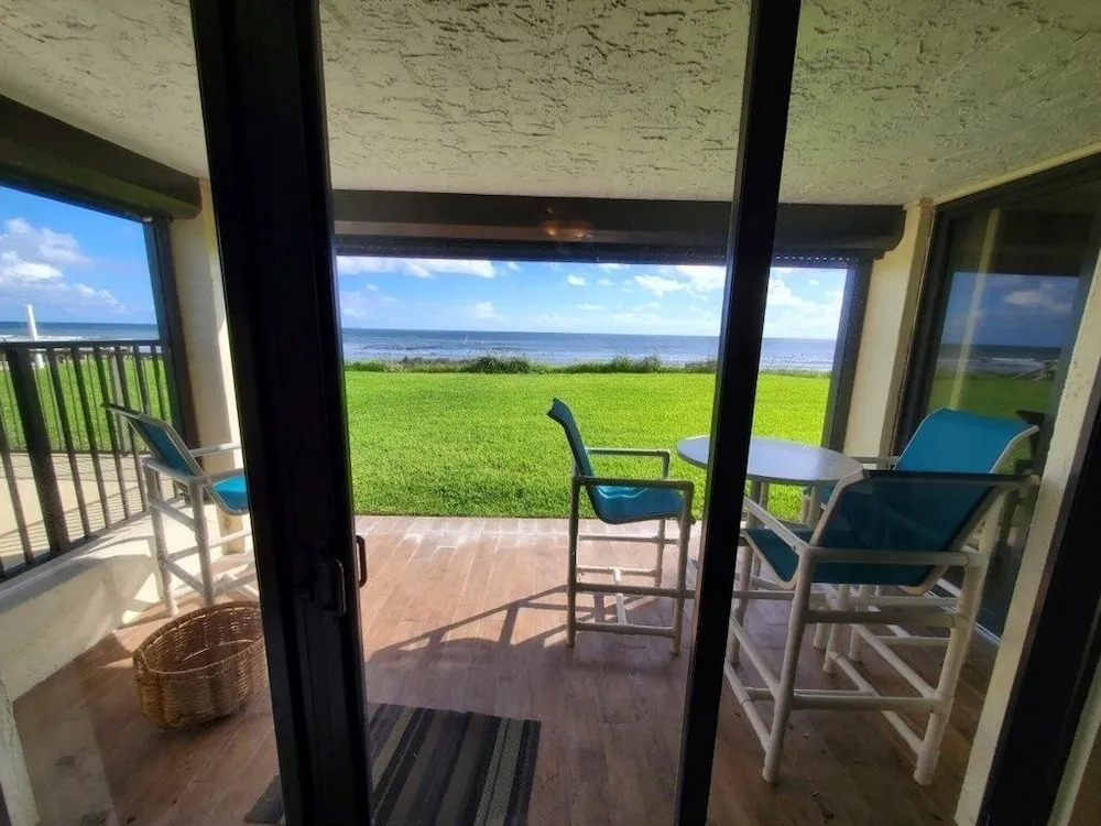 Sand Dollar 101 3 Bedroom Condo by RedAwning