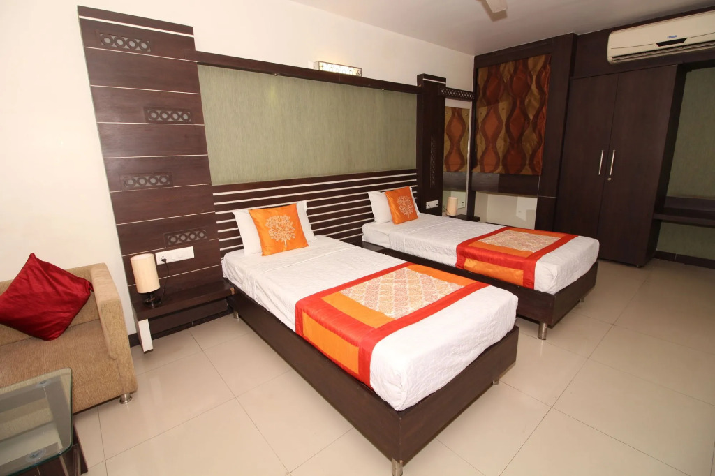 Hotel Meera