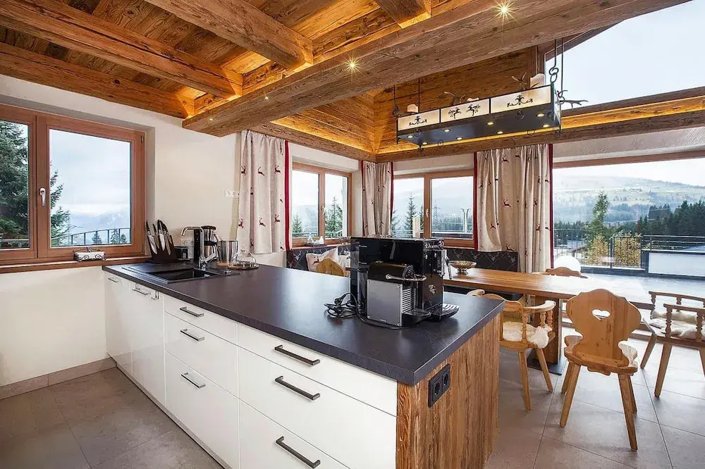 Chalet in Konigsleiten With Mountain Views & Spa