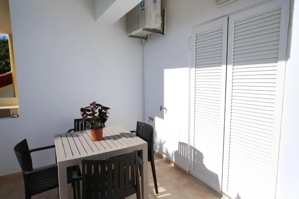 Elios Apt.2