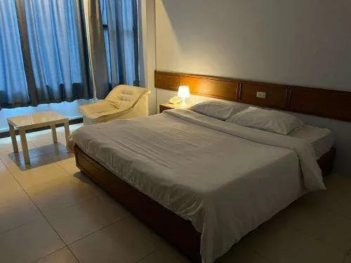 Naraigrand Hotel