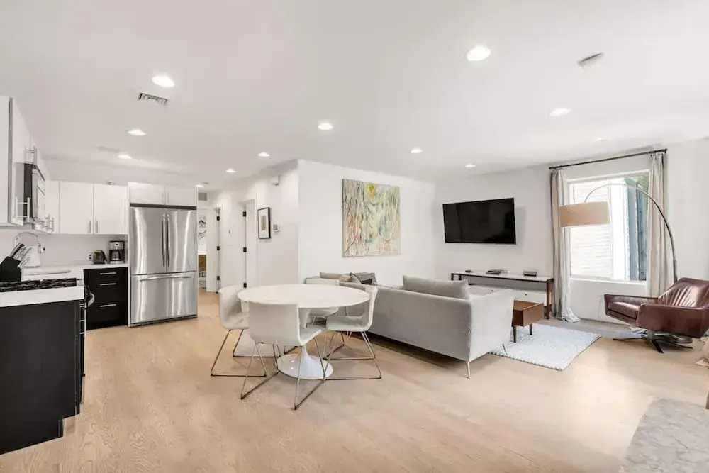Clinton Grove by Rove Travel 2BR Modern Apt