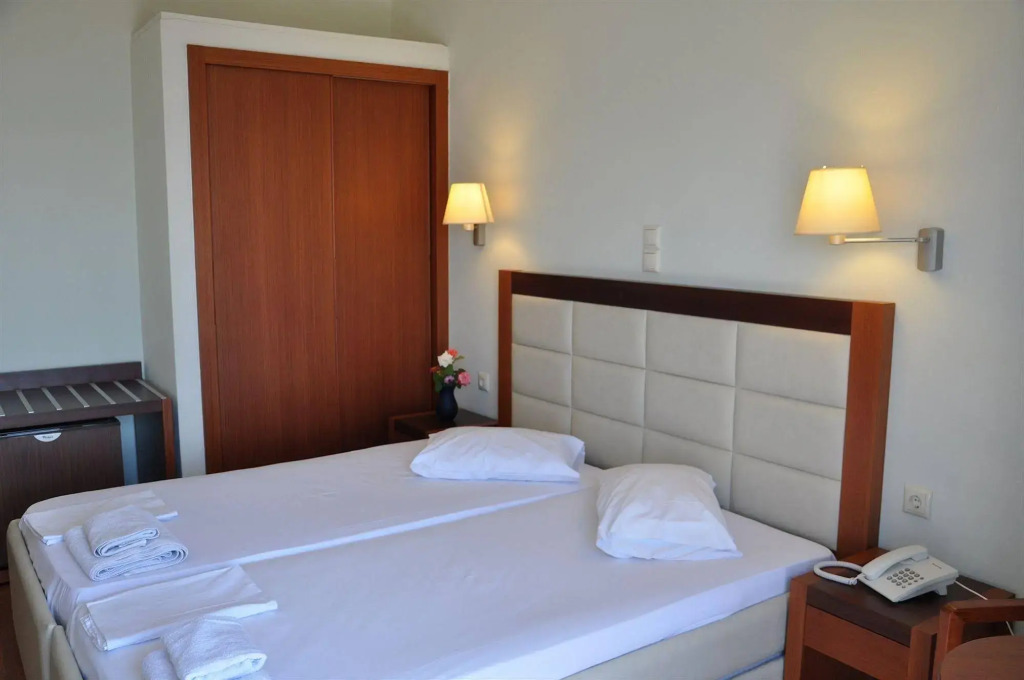 Elena Hotel